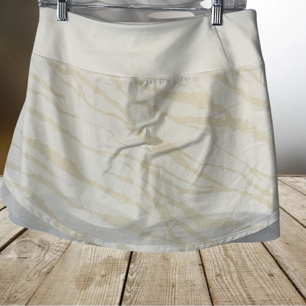 Calia White and Tan Zebra Striped Skort